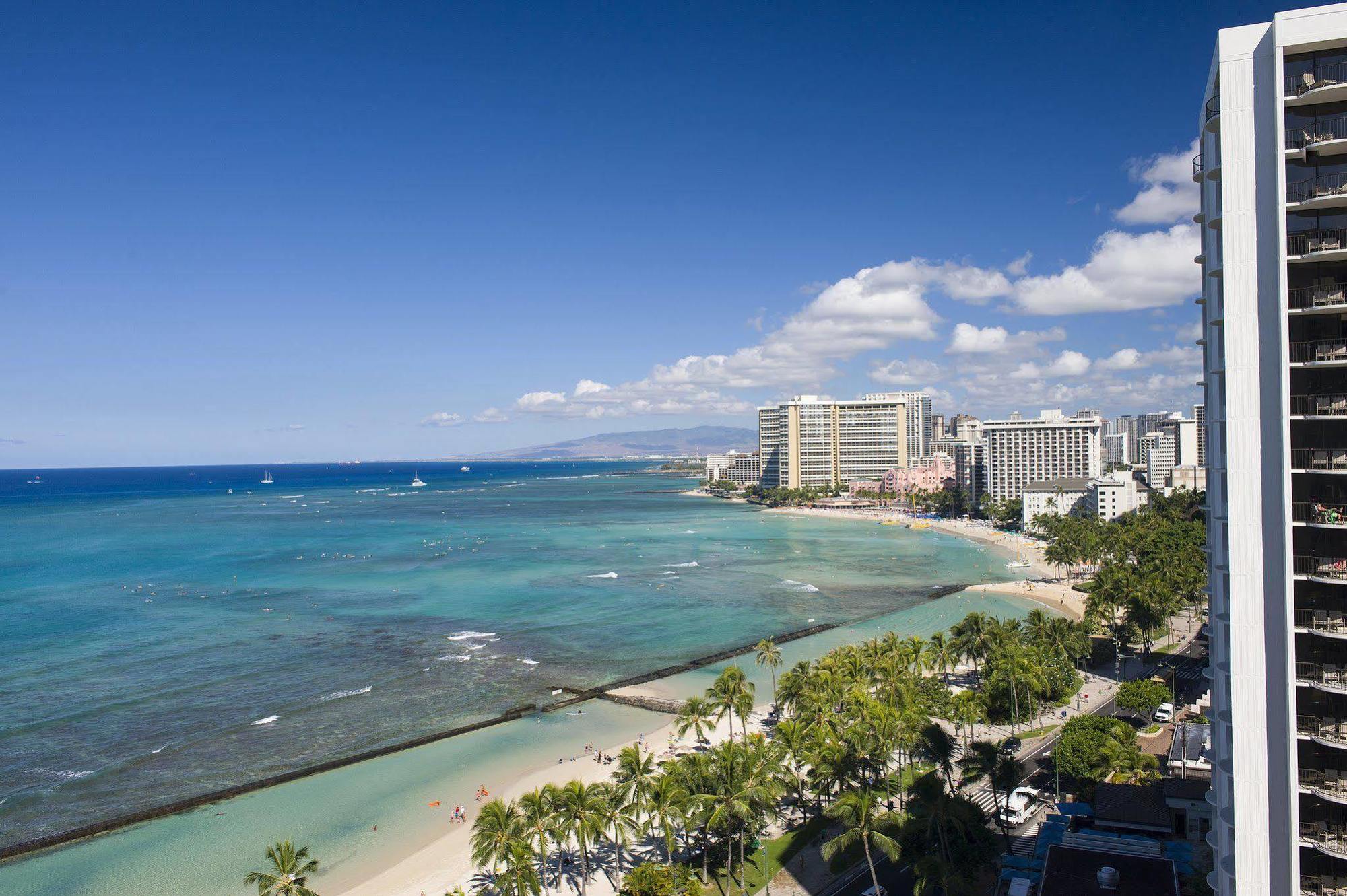 Aston Waikiki Hotel 4*